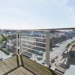 Silicon Docks Apartment